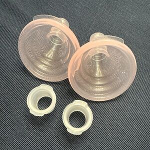 Pumpin’ pals Small super shields: silicone flanges and spectra collars